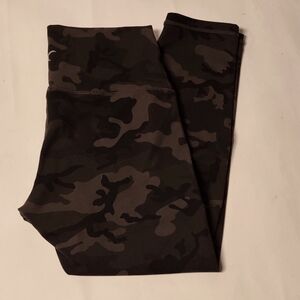 Women's size 2, active wear, camo capri, by ZYIA black/grey